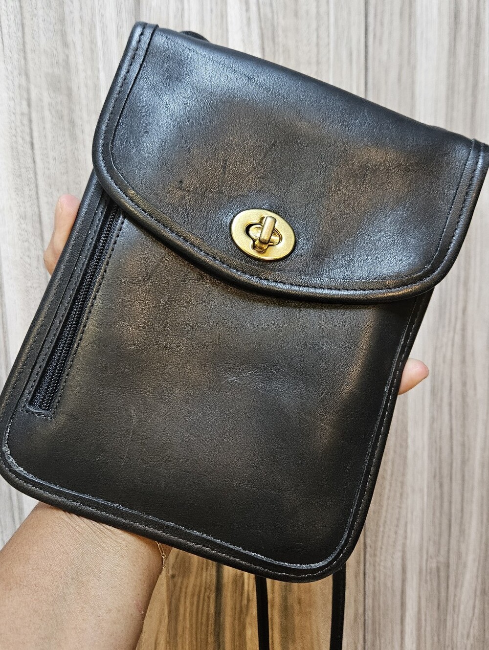 Vintage Coach "Tourist Pouch" Passport Holder Black Leather
